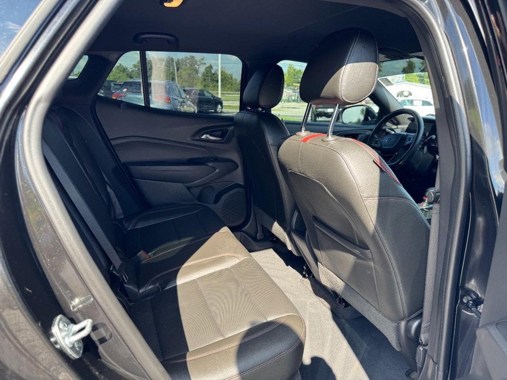 2025 Chevrolet Trax RS - Photo 10