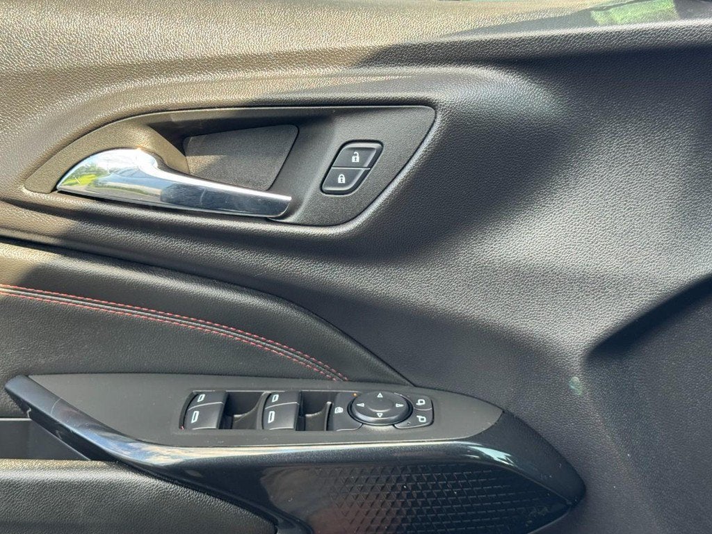 2025 Chevrolet Trax RS - Photo 22
