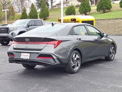 2025 Hyundai Elantra SEL Convenience