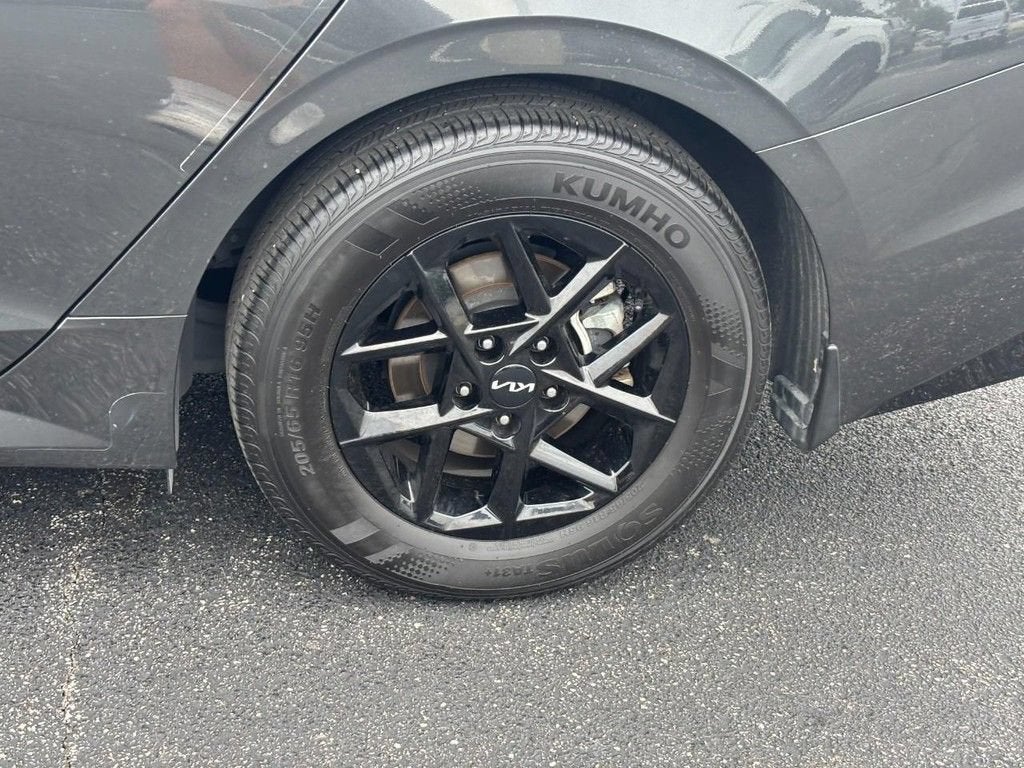 2025 Kia K5 LXS