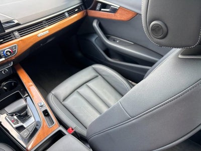 2023 Audi A4 Premium 40 TFSI quattro S tronic