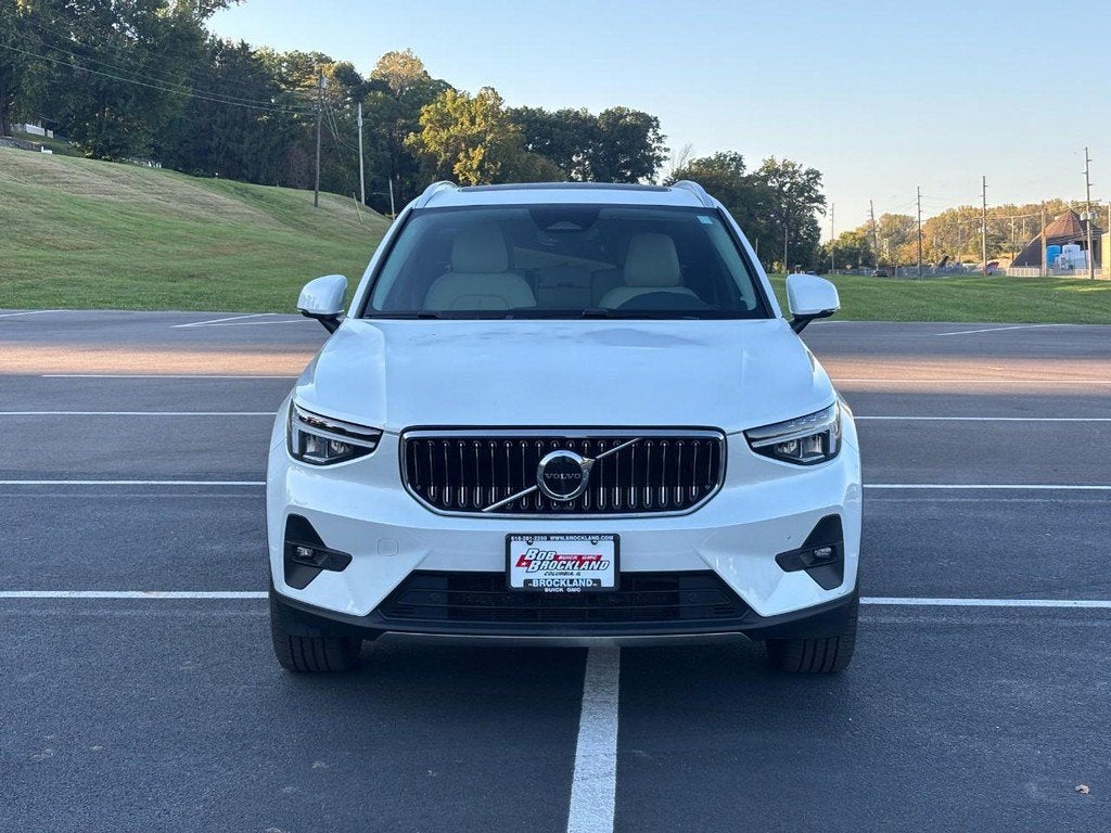 2023 Volvo XC40 Plus - Photo 8